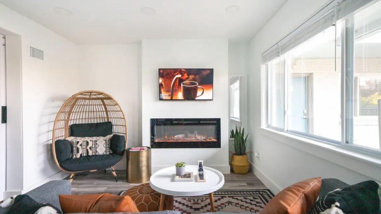 Photo of Livingroom in Melrose