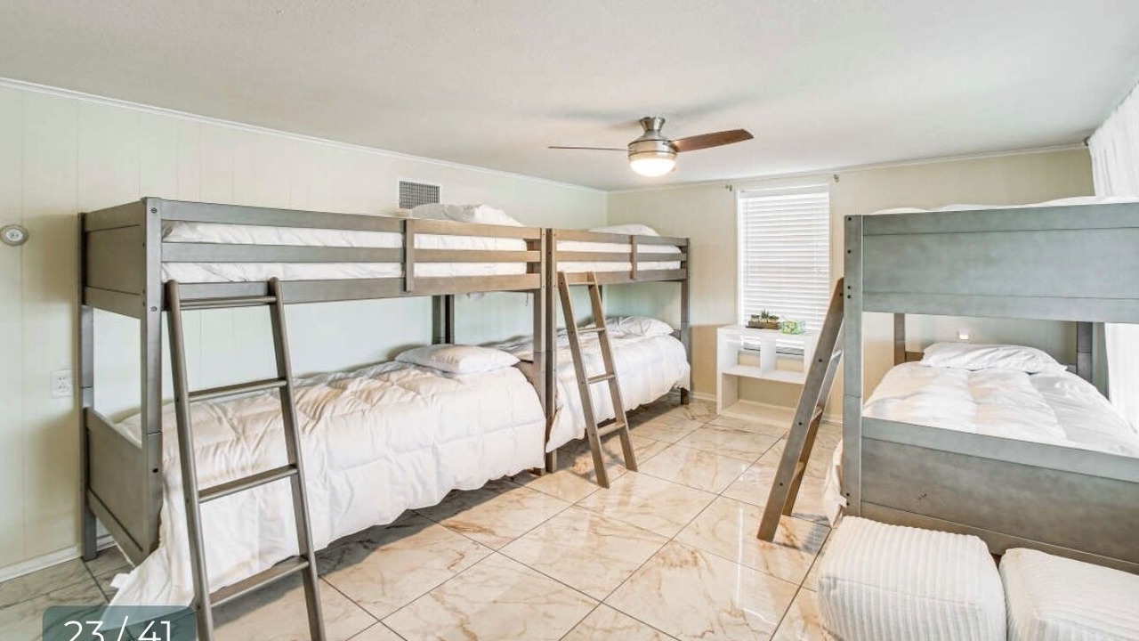 Photo of Bedroom in Lake Hamilton
