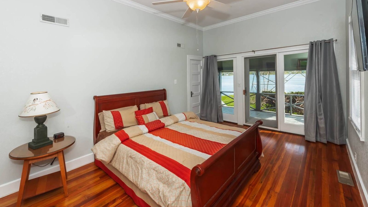 Photo of Bedroom in Lenoir City