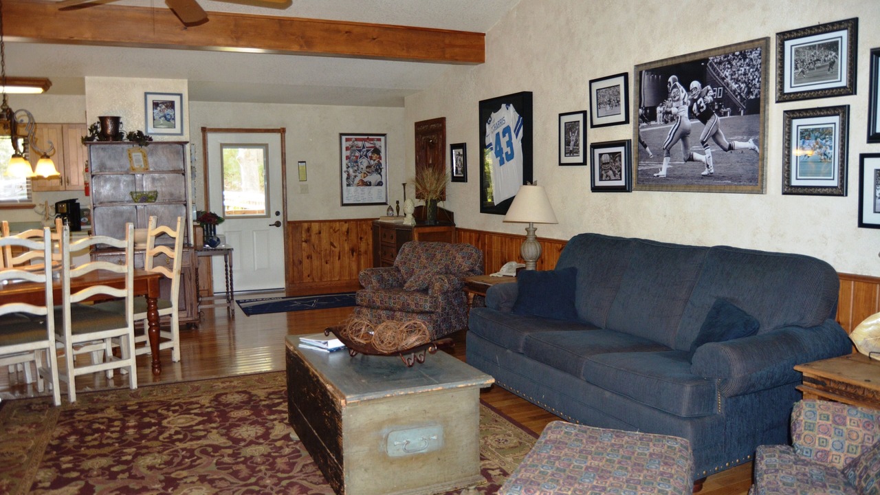 Photo of Bedroom in Mount Ida