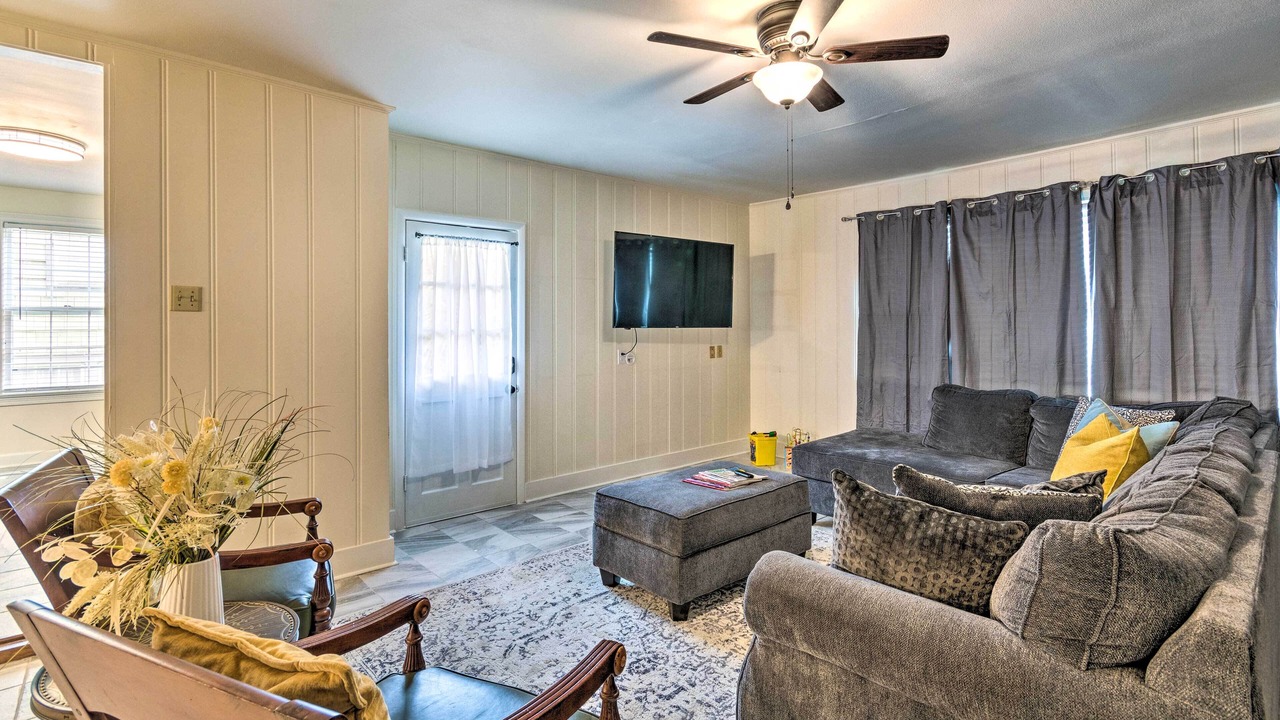 Photo of Bedroom in Midtown