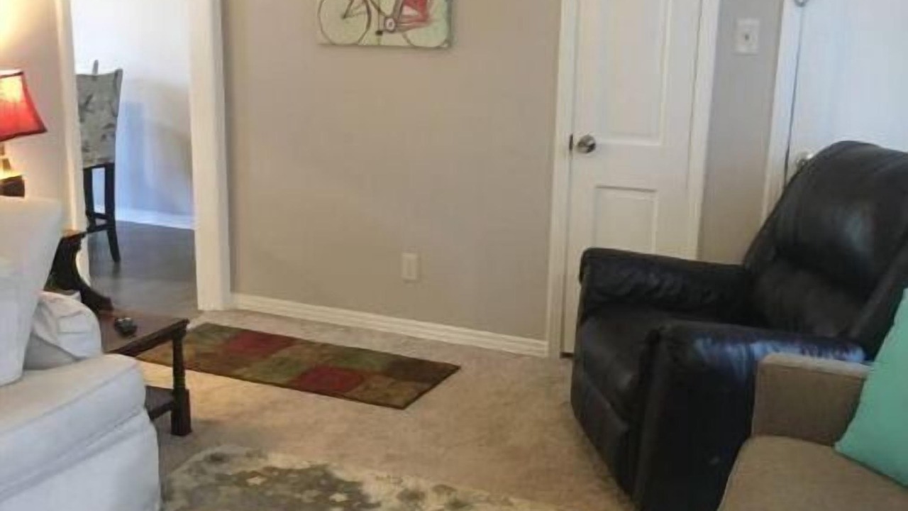Photo of Livingroom in Cardinal Heights