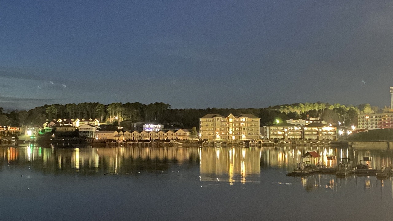 Photo of Others in Lake Hamilton