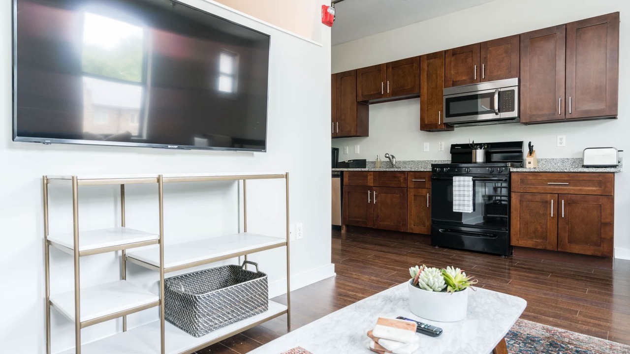 Photo of Livingroom in Music Row