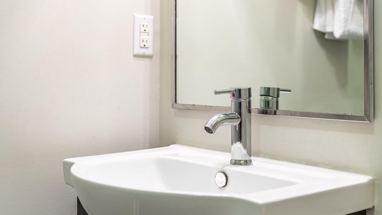 Photo of Bathroom in Music Row