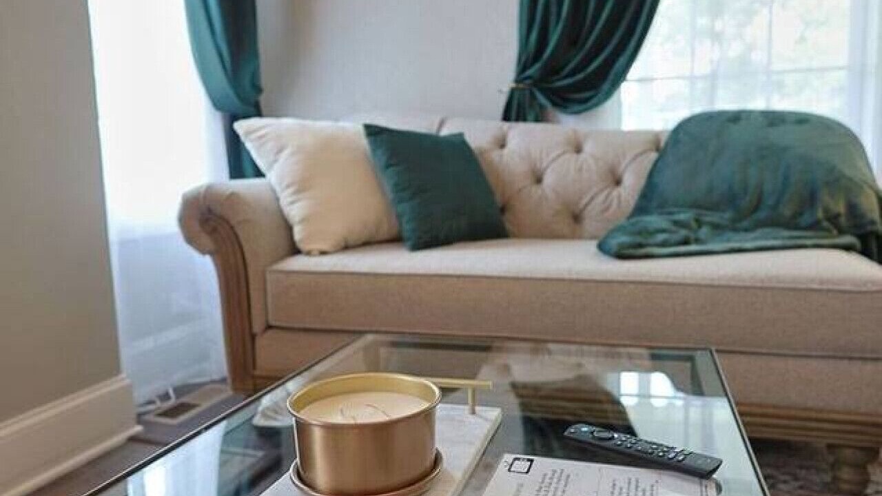 Photo of Livingroom in Knoxville