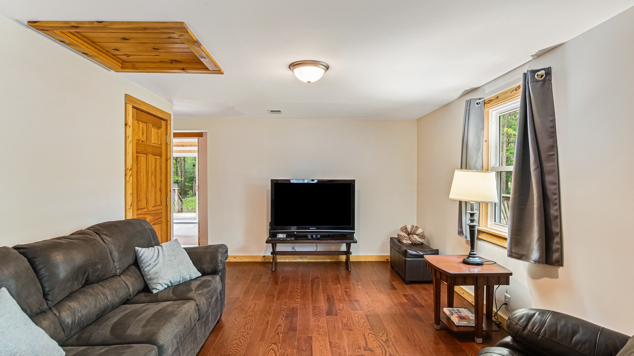 Photo of Livingroom in Mather