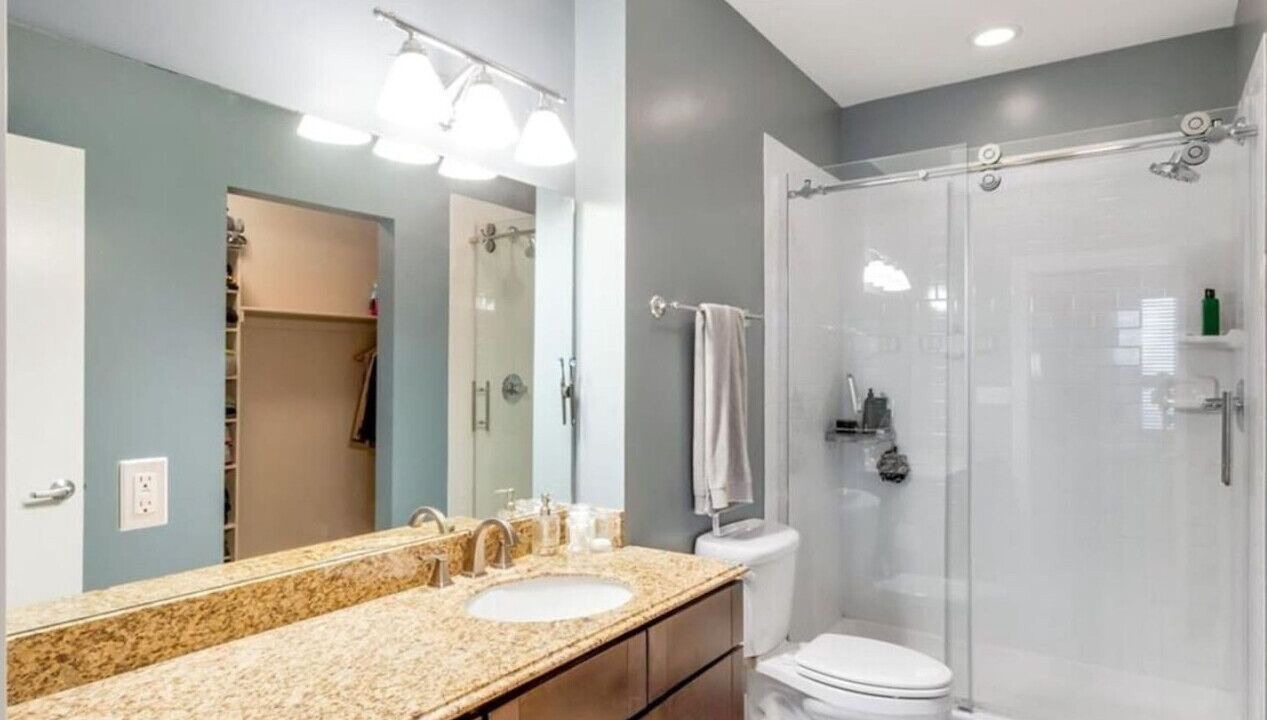 Photo of Bathroom in Downtown Oklahoma City