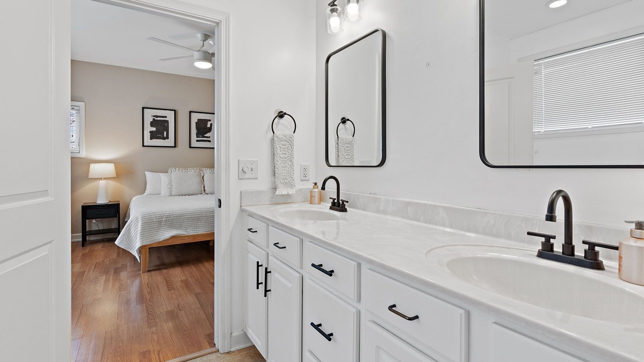 Photo of Bathroom in Hendersonville