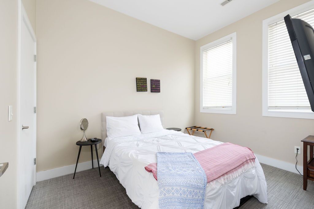 Photo of Bedroom in Belmont - Hillsboro