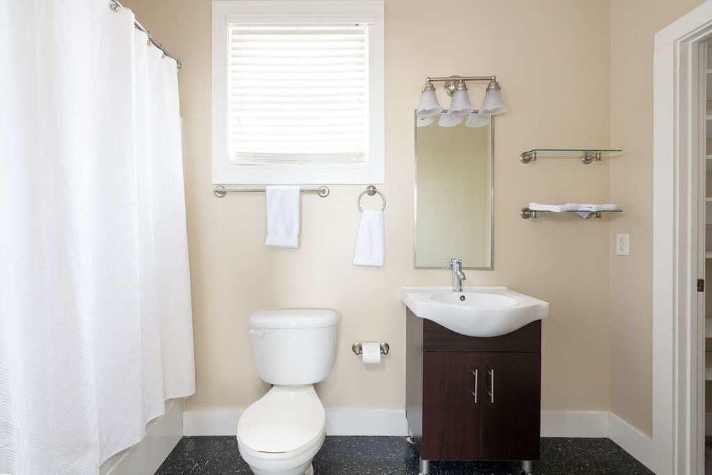 Photo of Bathroom in Belmont - Hillsboro