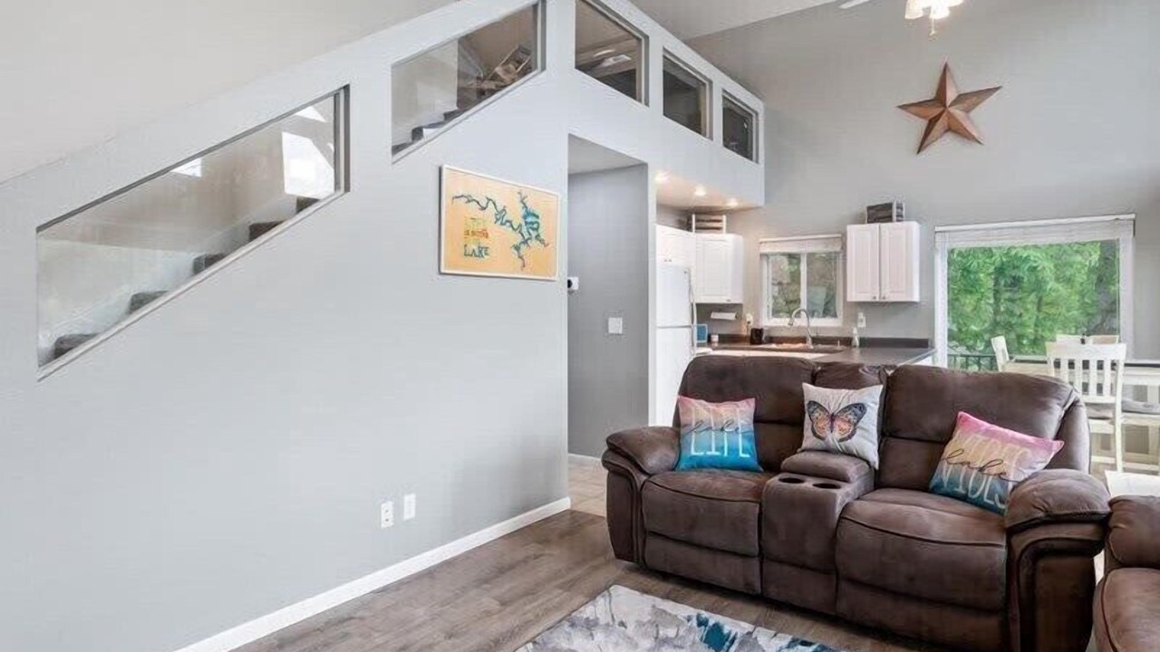 Photo of Livingroom in Osage Beach