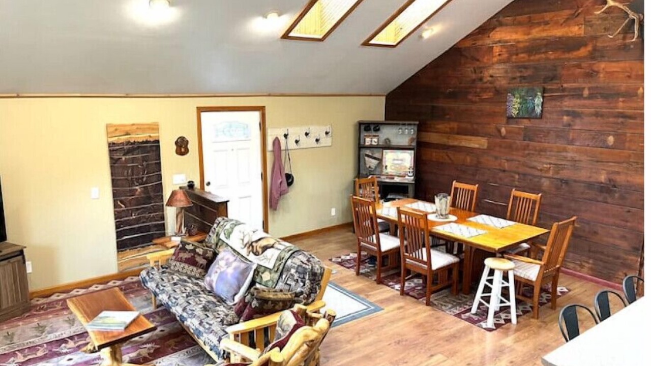 Photo of Livingroom in Mauston
