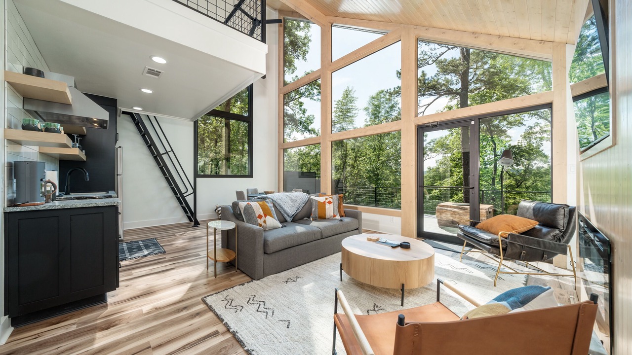 Photo of Livingroom in Hot Springs