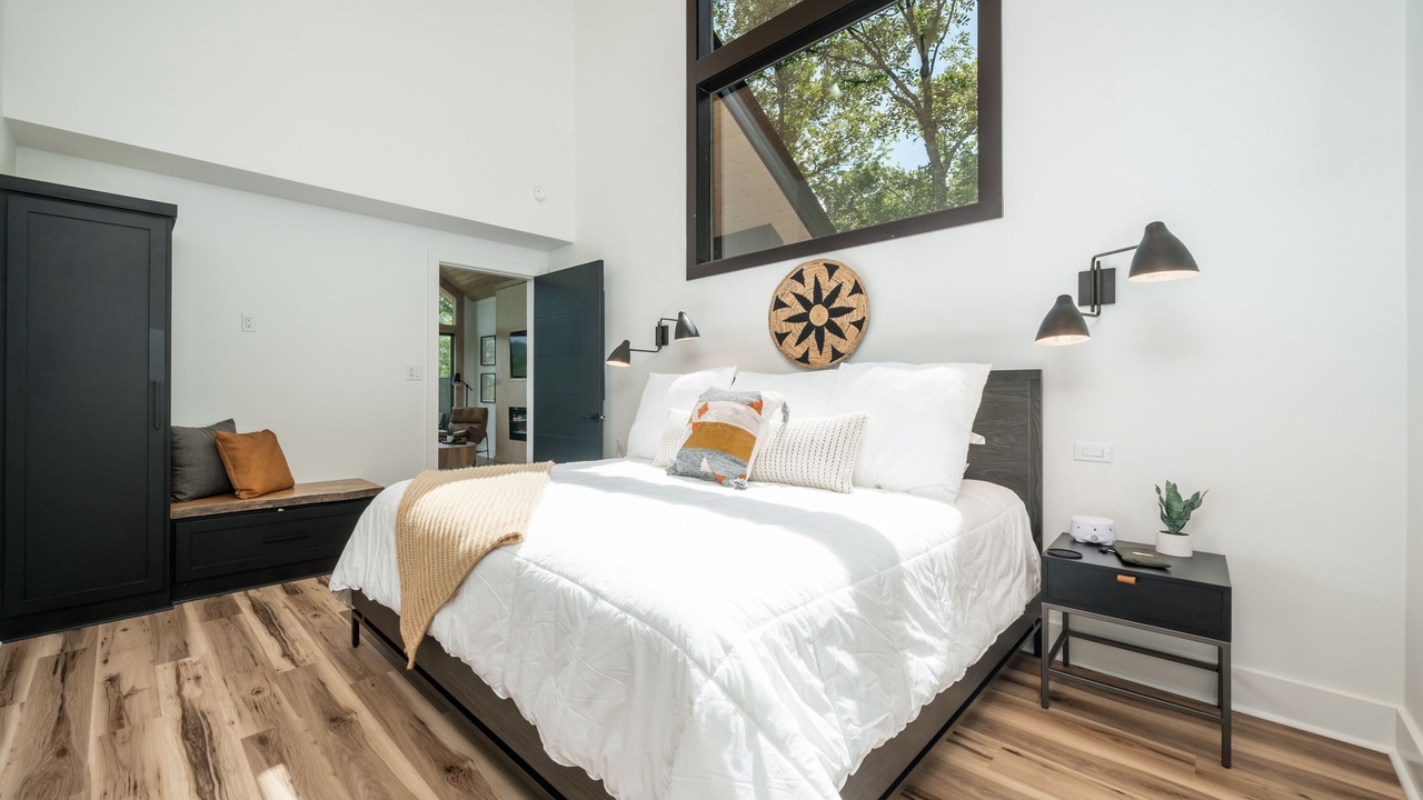 Photo of Bedroom in Hot Springs