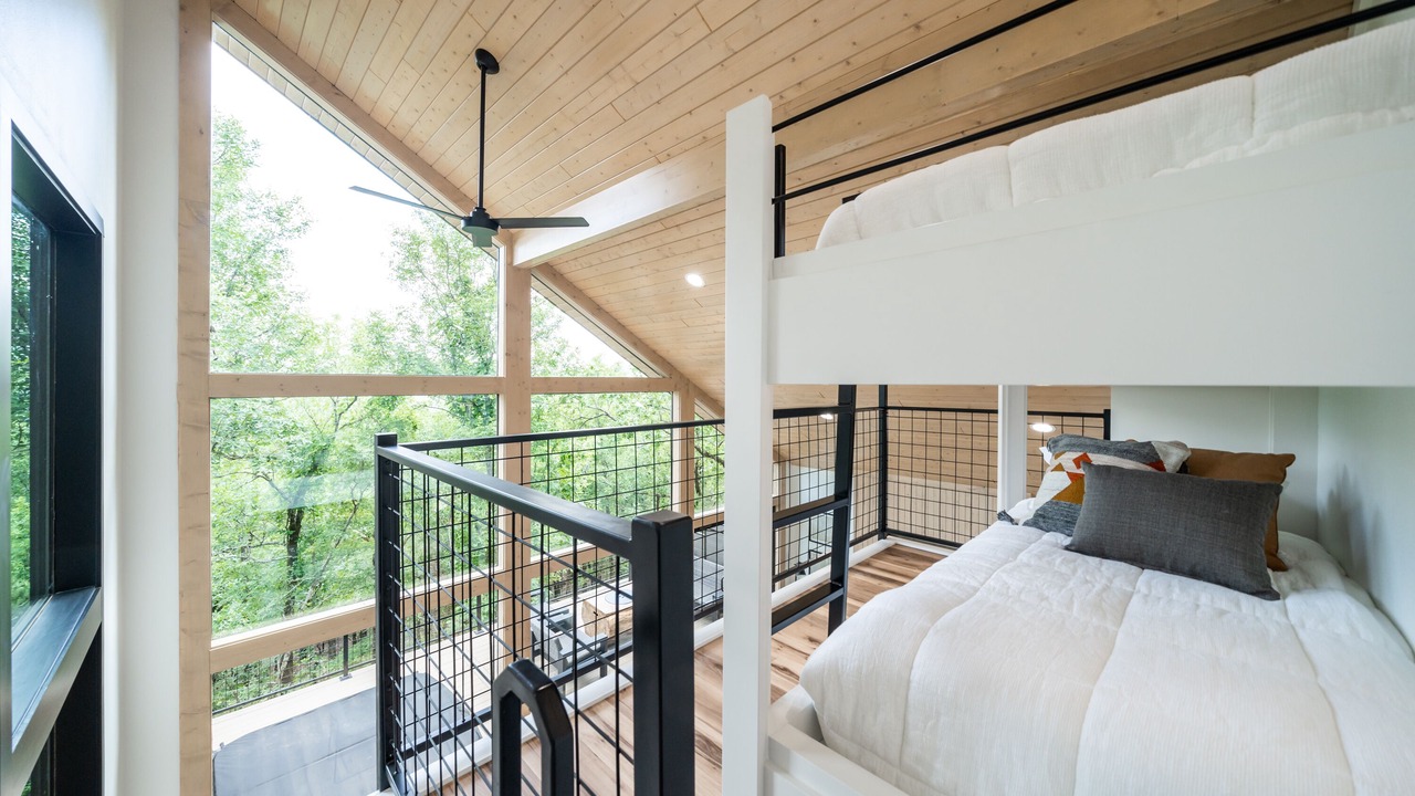 Photo of Bedroom in Hot Springs
