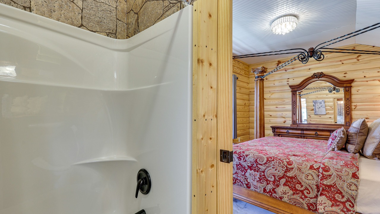 Photo of Bathroom in Eureka Springs