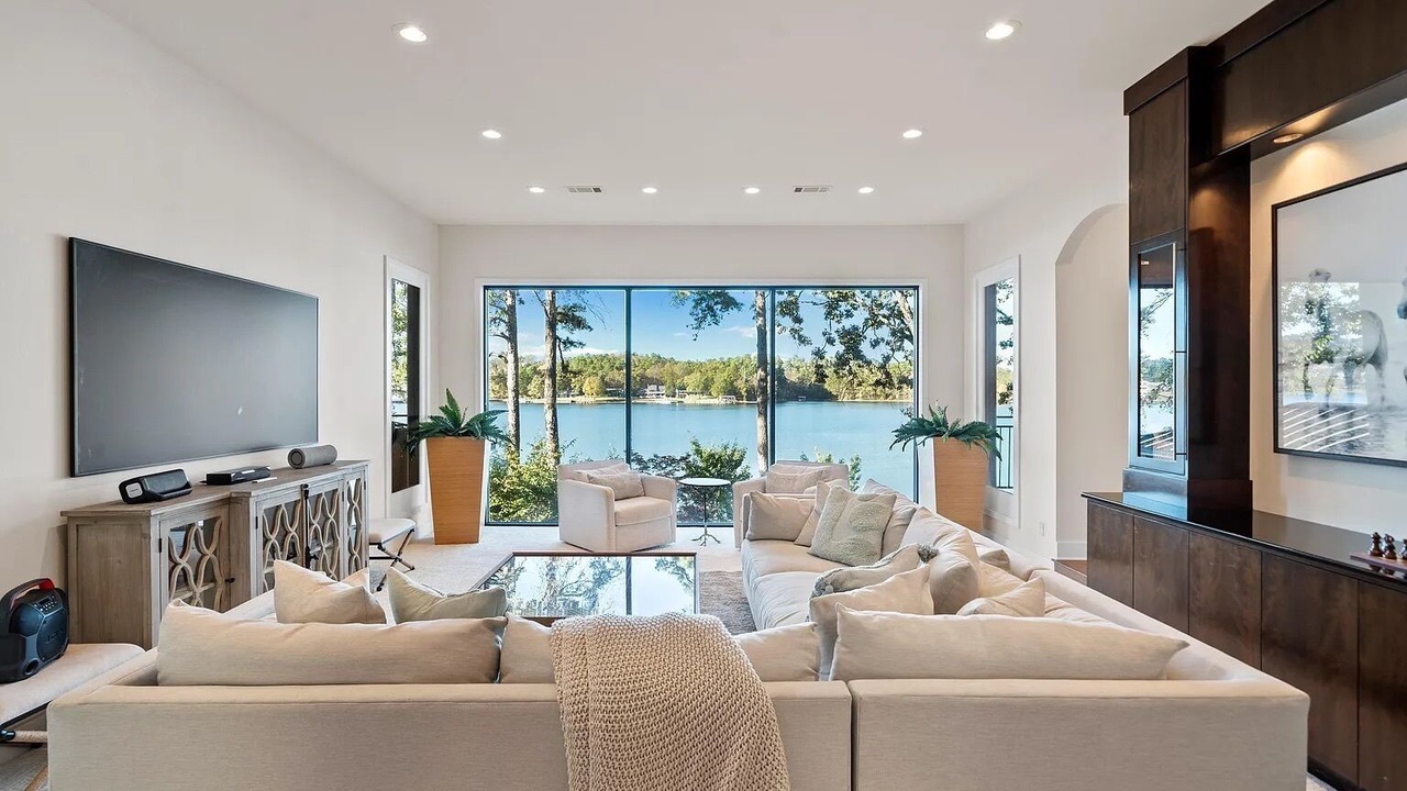 Photo of Livingroom in Hot Springs