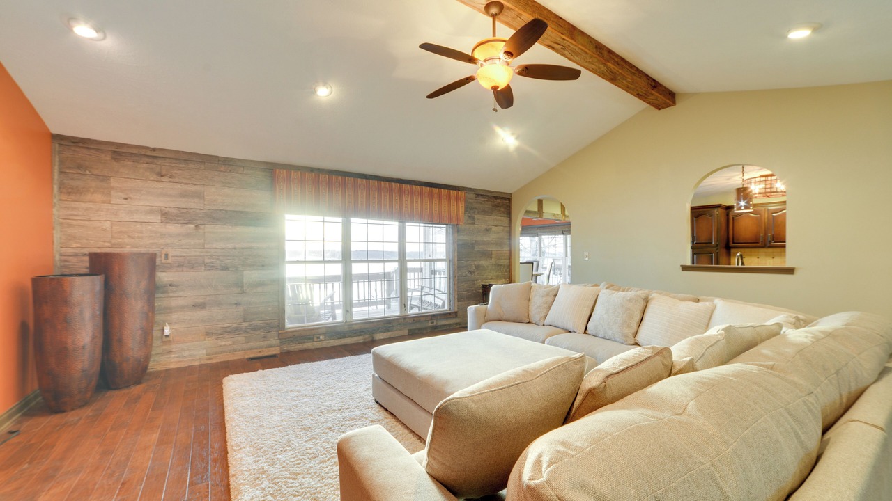 Photo of Livingroom in Big Sandy