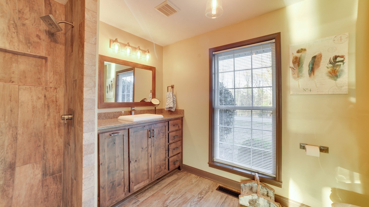 Photo of Bathroom in Big Sandy