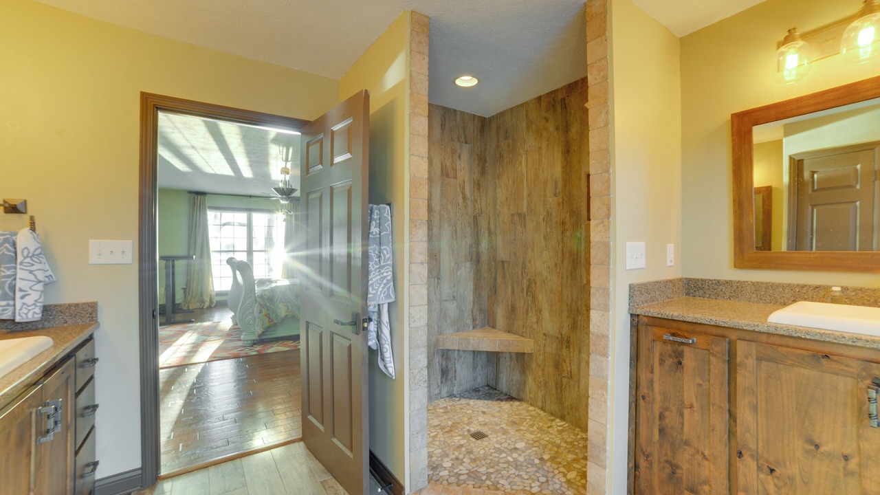 Photo of Bedroom in Big Sandy