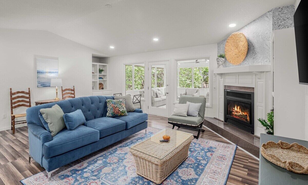 Photo of Livingroom in Bella Vista