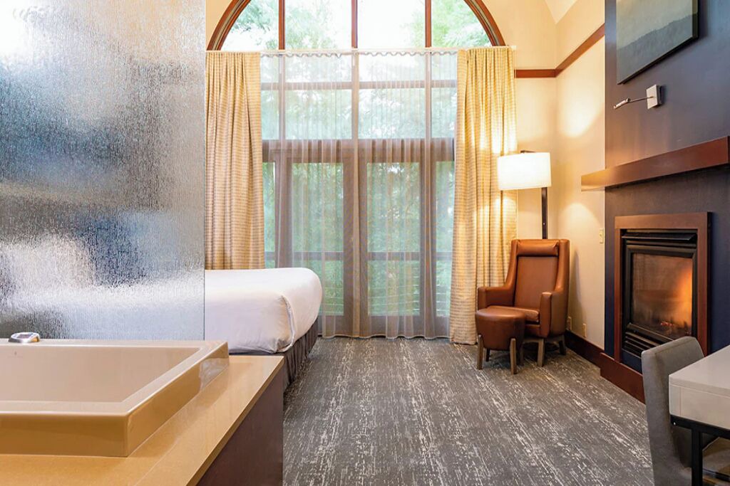 Photo of Bedroom in Lake Delton