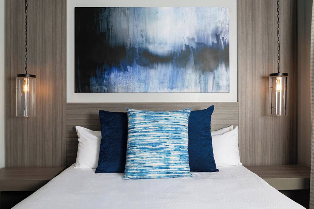 Photo of Bedroom in Lake Delton