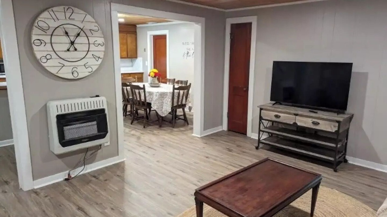 Photo of Livingroom in Concord
