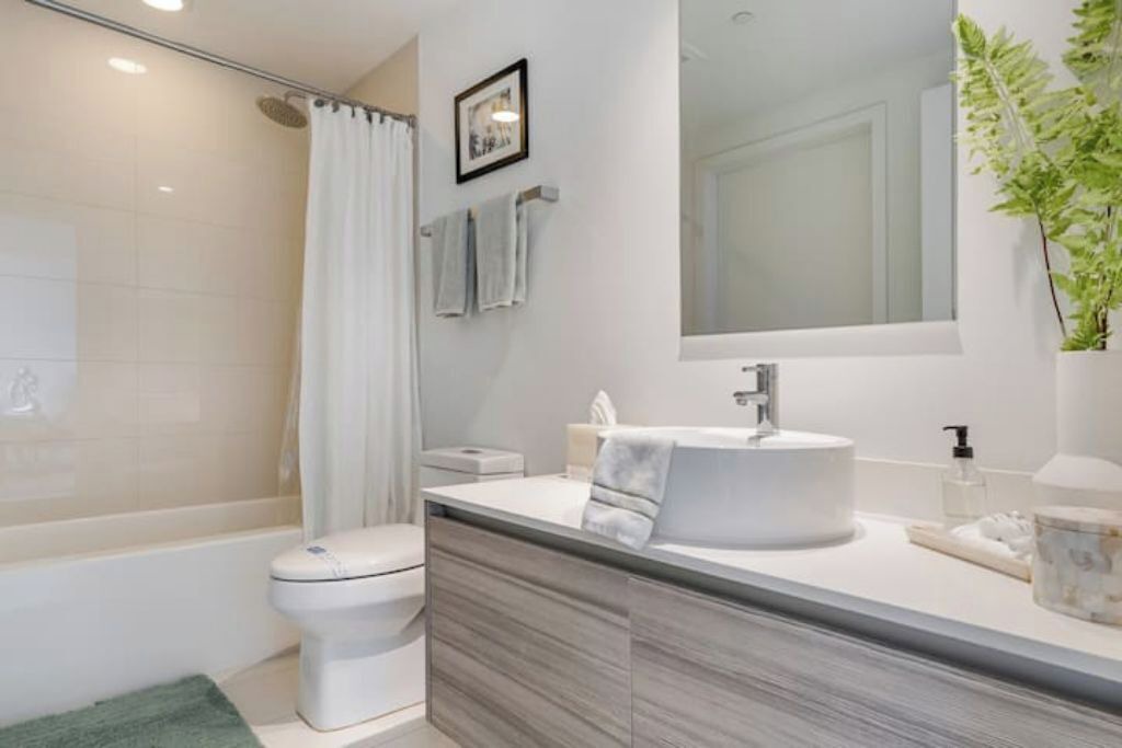 Photo of Bathroom in Midtown
