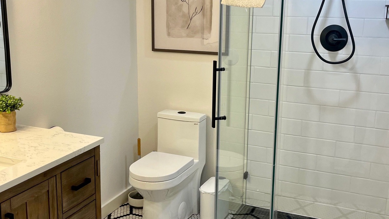 Photo of Bathroom in Arkdale