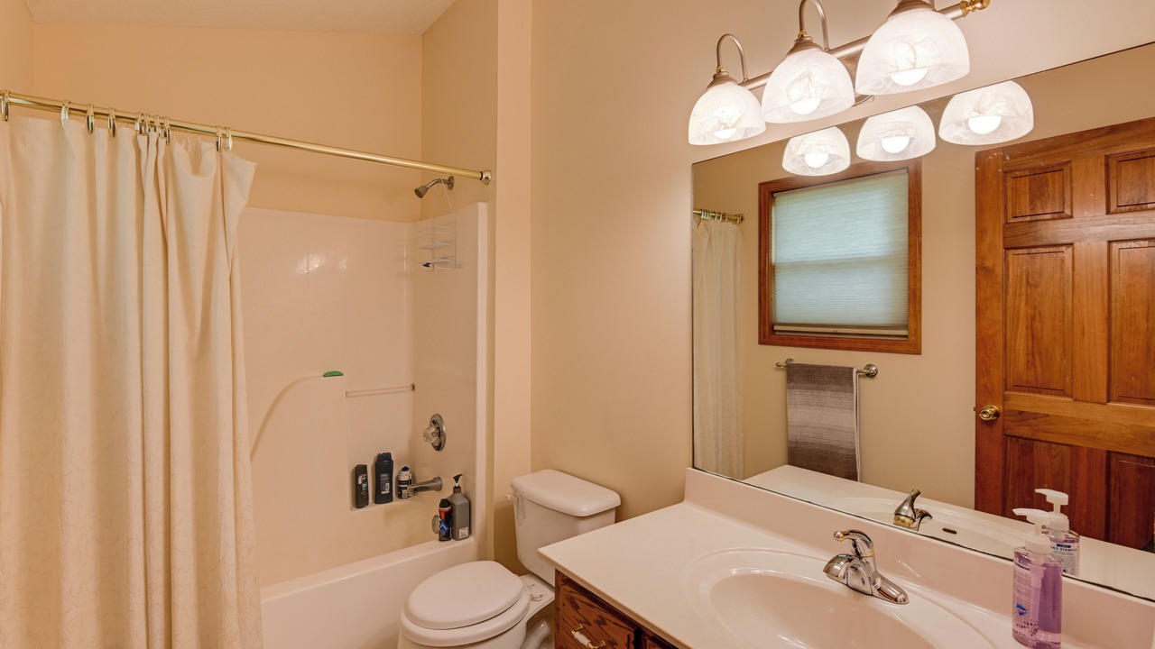 Photo of Bathroom in Gordonsville