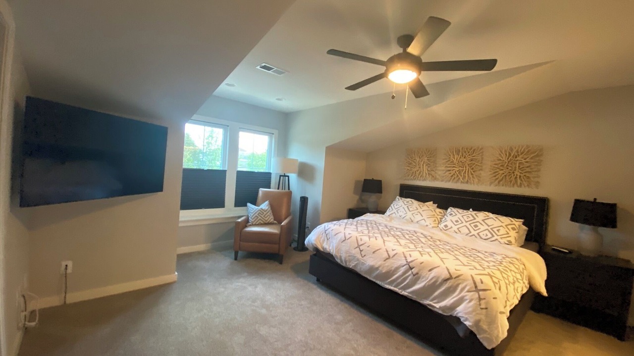 Photo of Bedroom in Plaza Westport