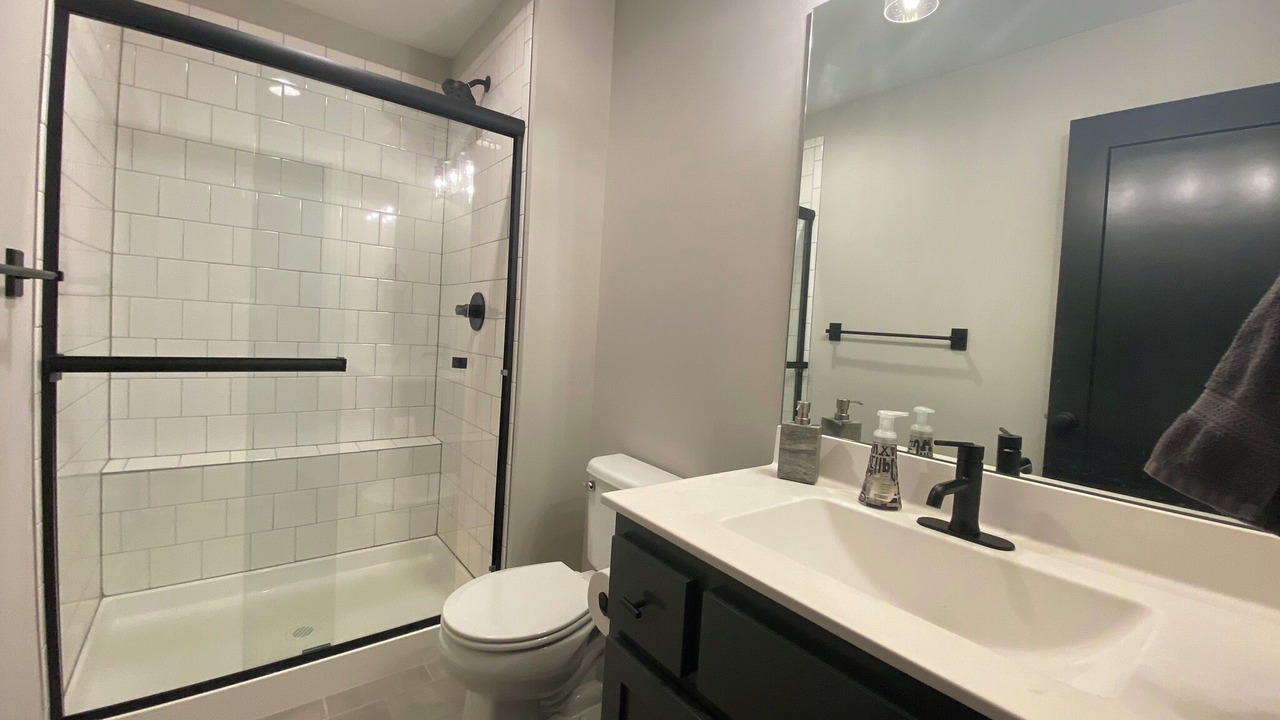 Photo of Bathroom in Plaza Westport