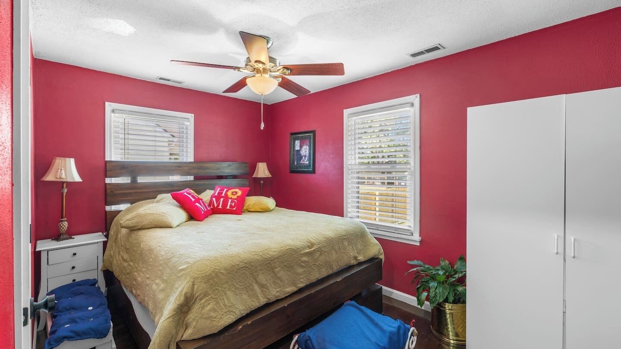 Photo of Bedroom in Owensboro