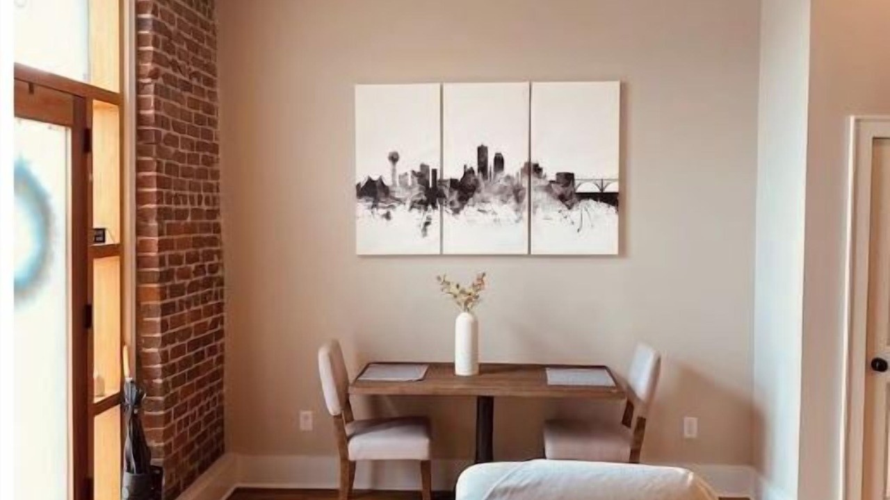 Photo of Livingroom in Knoxville