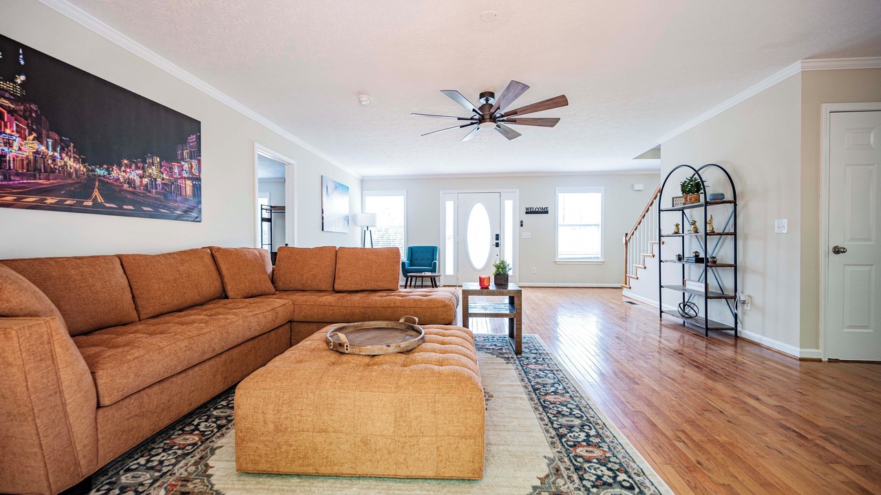 Photo of Livingroom in Ashland City