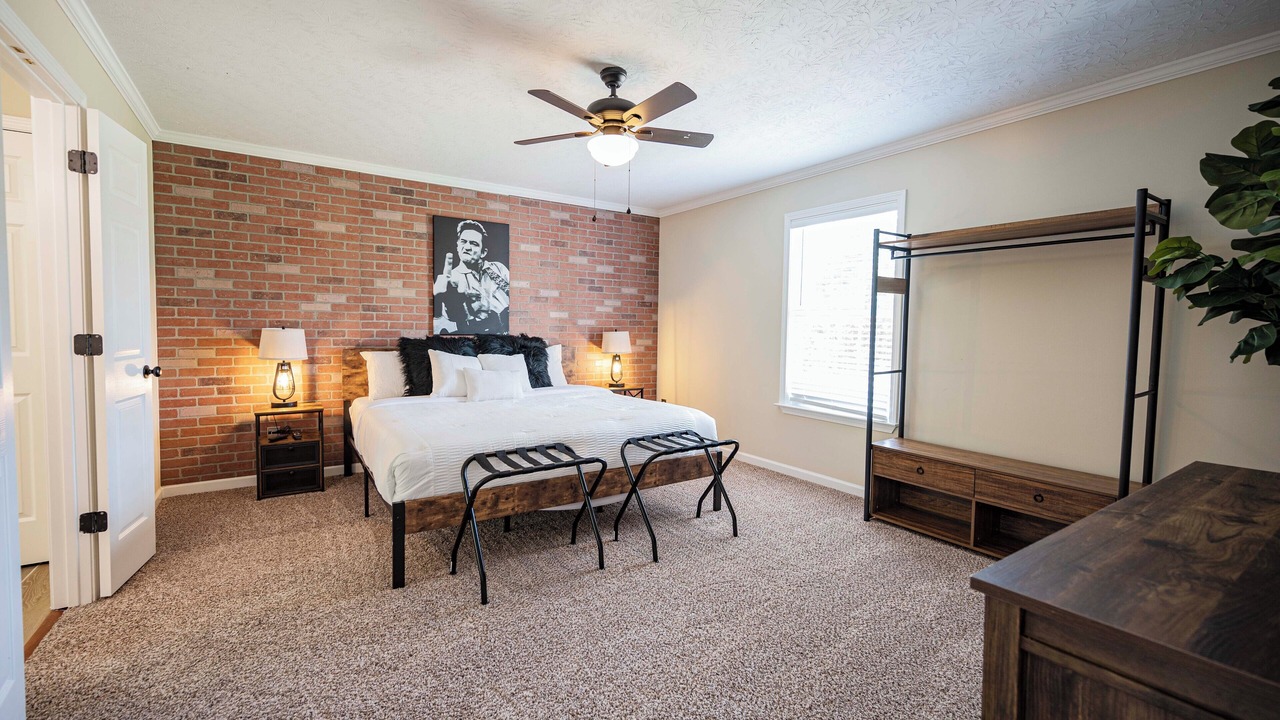 Photo of Bedroom in Ashland City