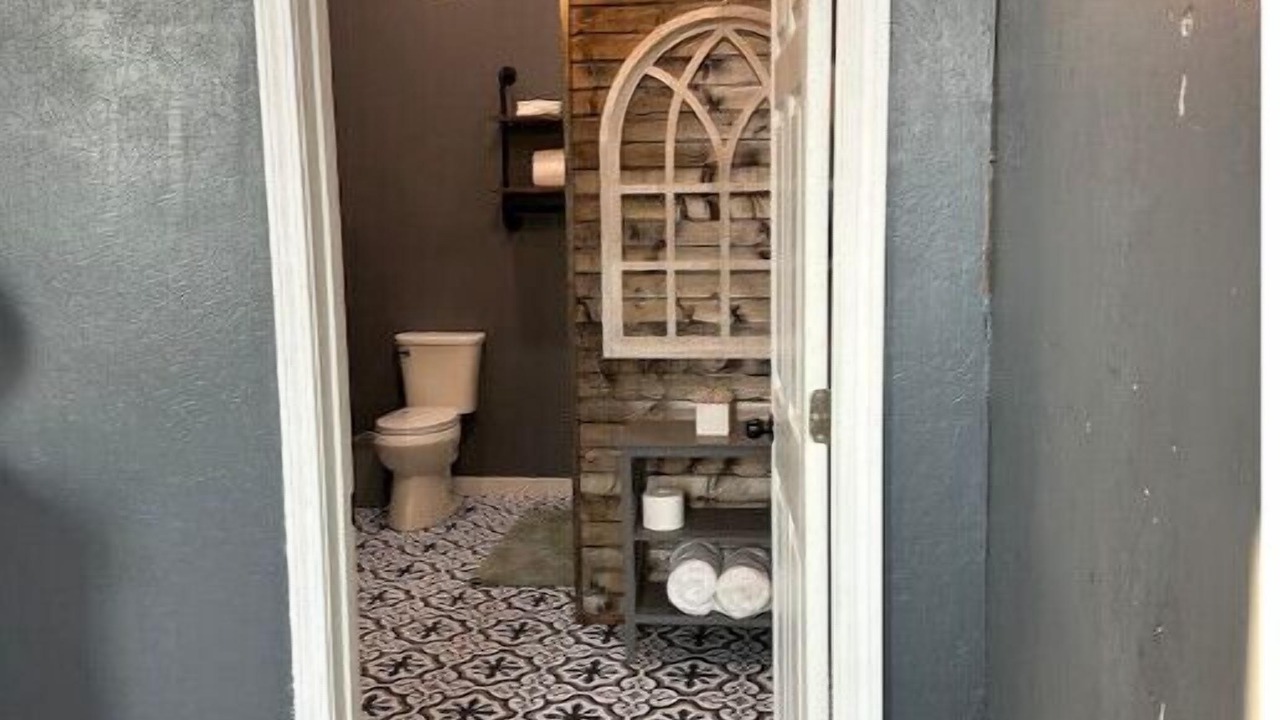 Photo of Bathroom in Mena