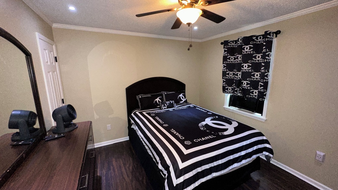 Photo of Bedroom in Hernando