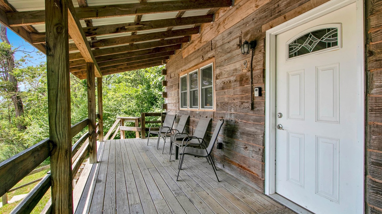Photo of Patio Balcony in Savanna