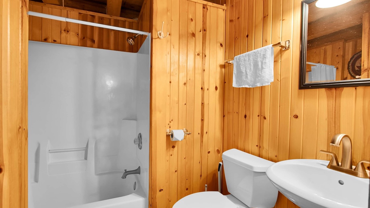 Photo of Bathroom in Savanna