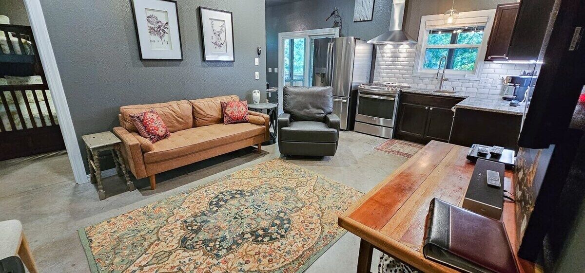 Photo of Livingroom in Eureka Springs
