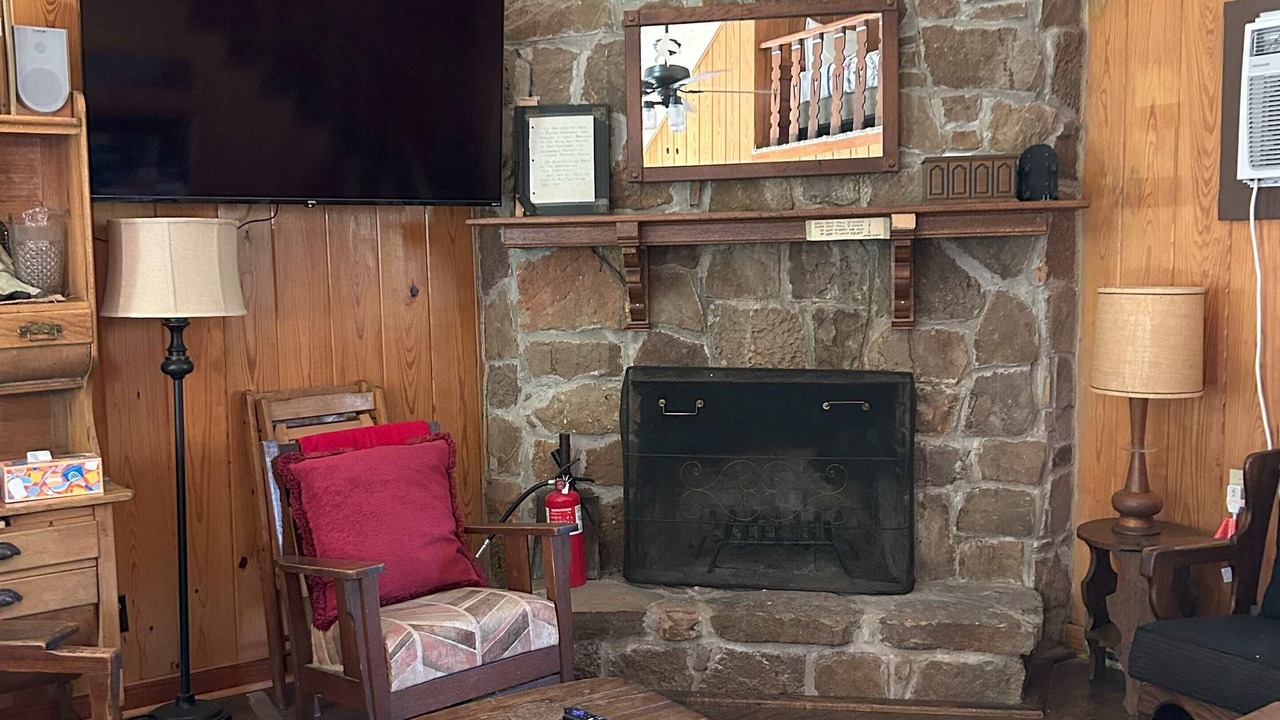 Photo of Bedroom in Eureka Springs
