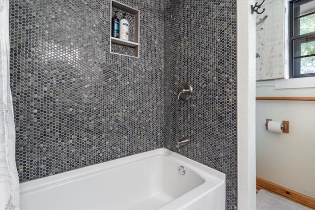 Photo of Bathroom in Lost Bridge Village