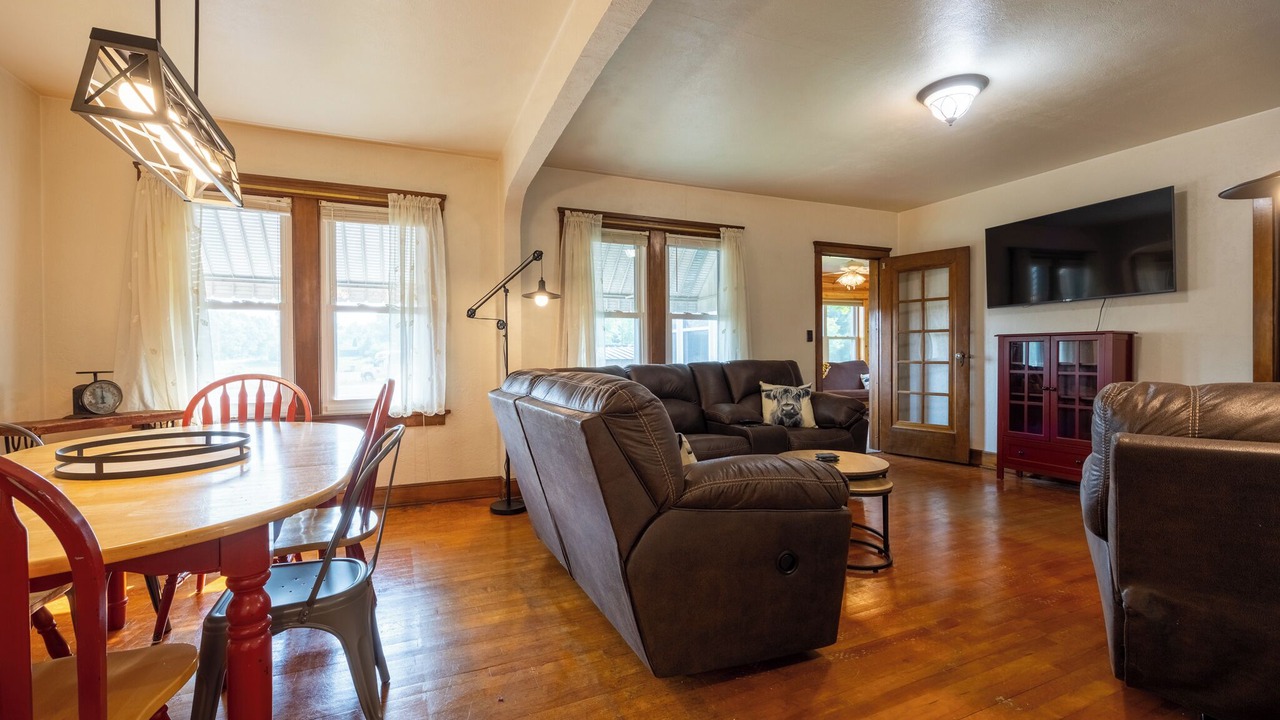 Photo of Livingroom in Chippewa Falls