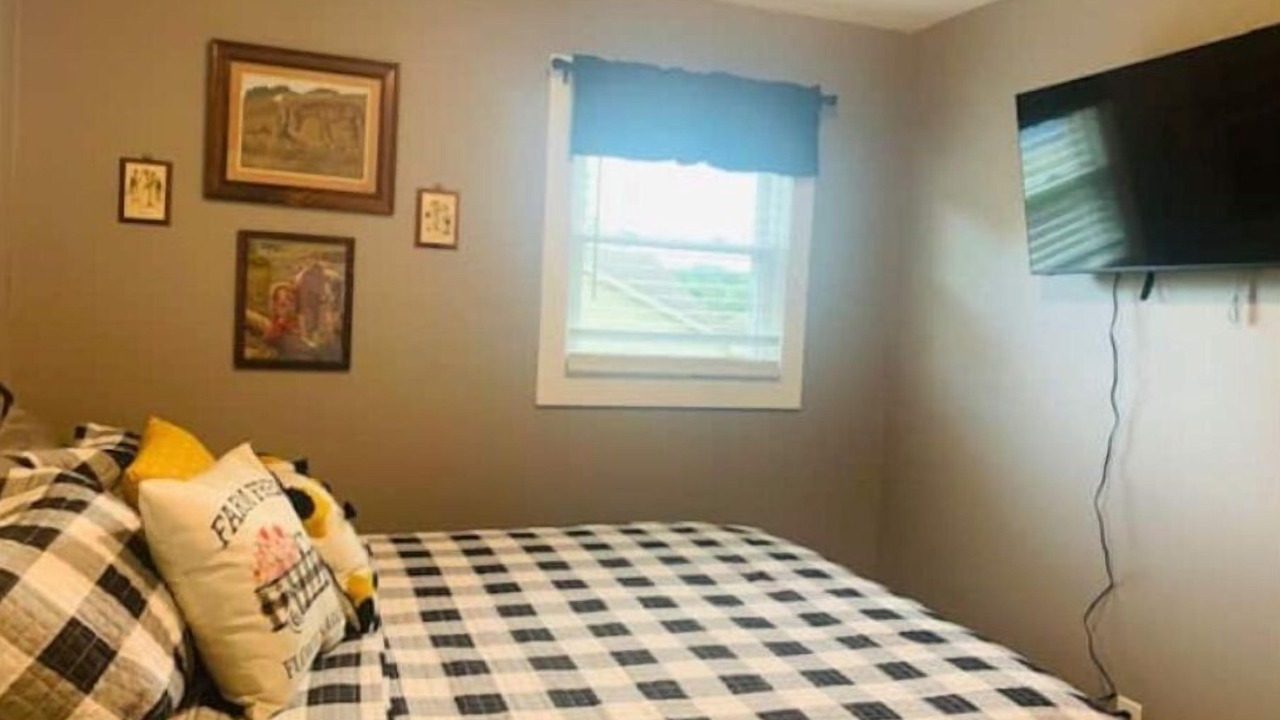 Photo of Bedroom in Bowling Green