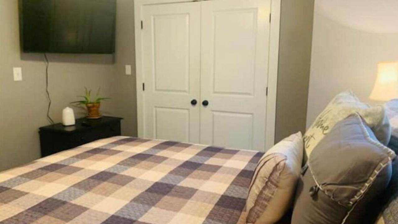 Photo of Bedroom in Bowling Green