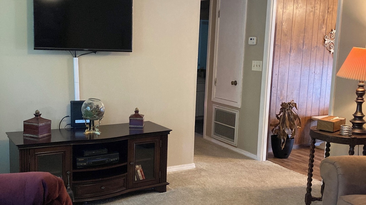 Photo of Livingroom in Russellville