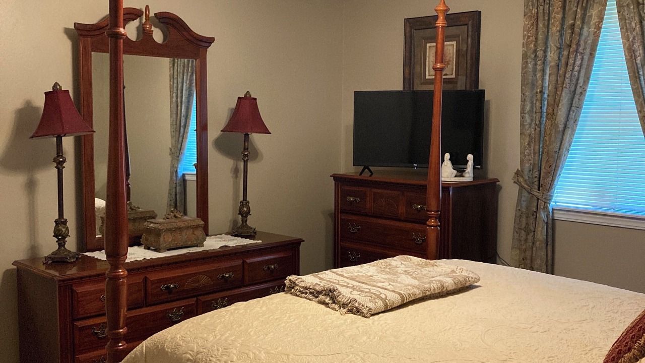 Photo of Bedroom in Russellville